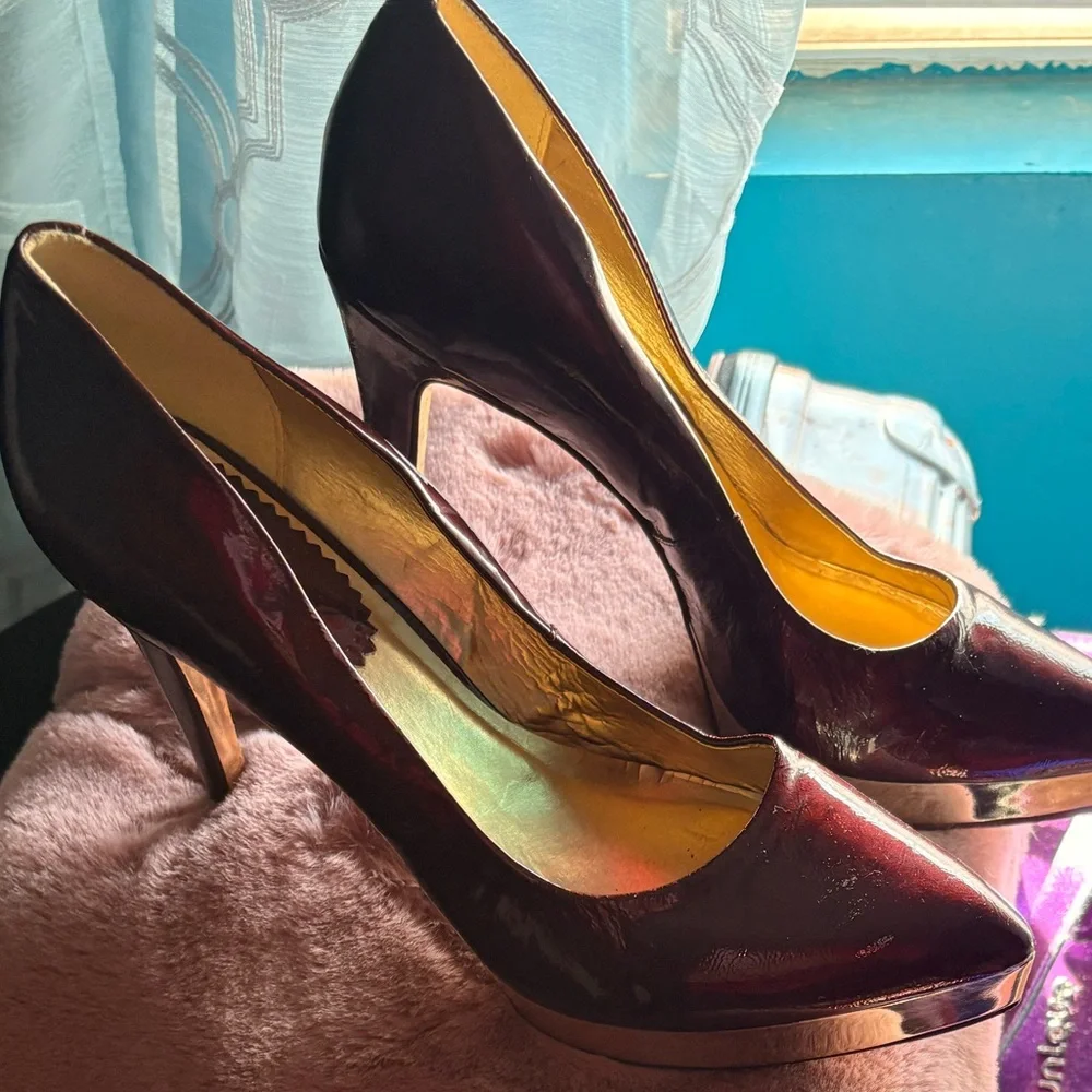 Aldo Shiny Black Heels - Picture 4 of 8